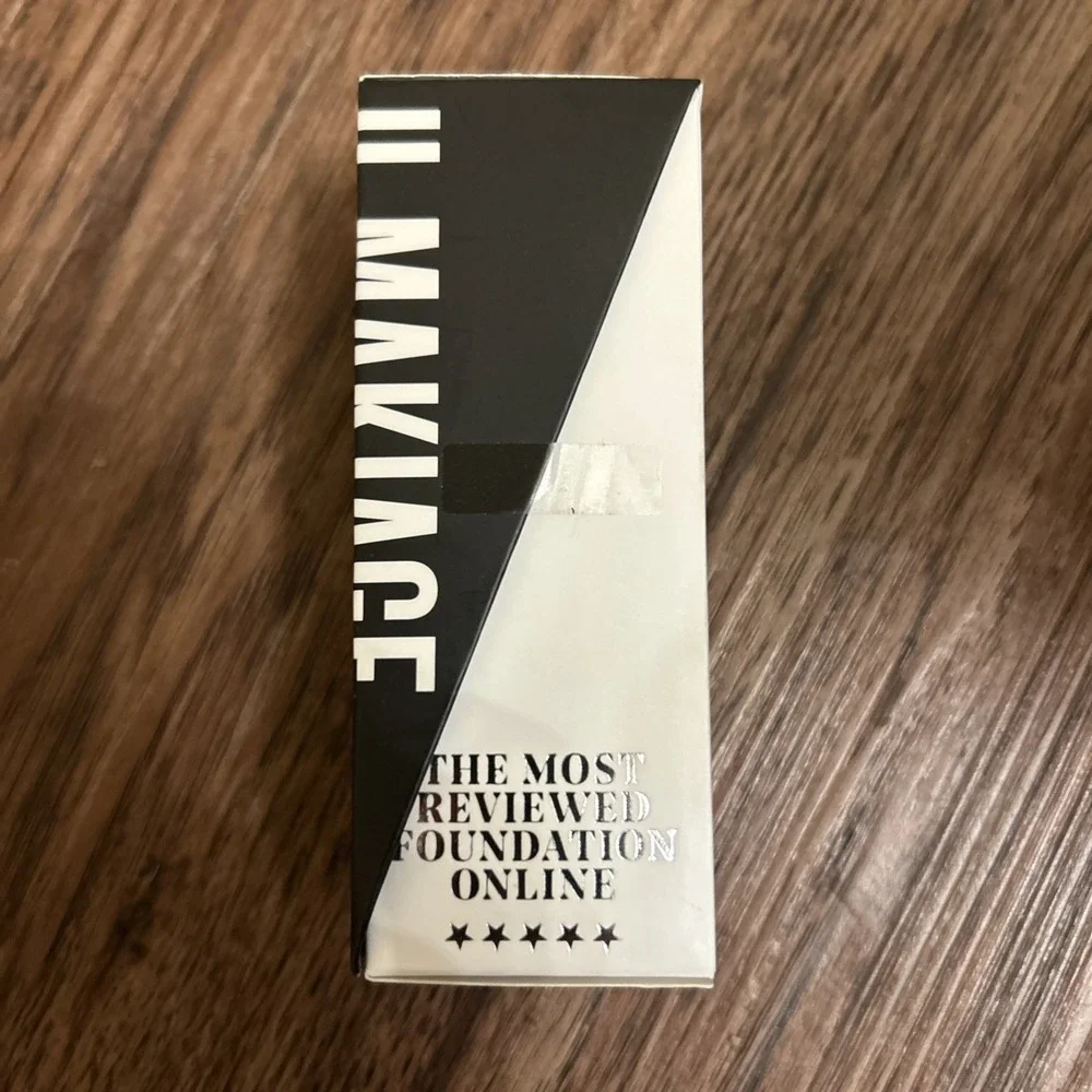 Il Makiage Flawless Base Foundation 1 fl oz 035 New In Box 